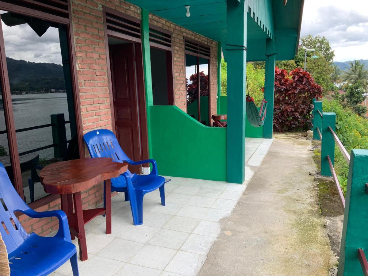 Mario Lakeside Apartments Tuk Tuk Buitenkant foto